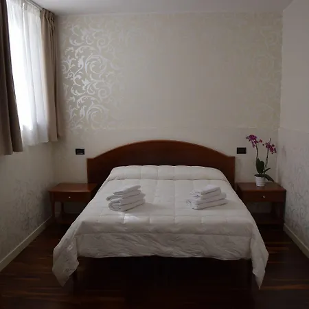 Residenza Duse מלון ג'ויה דל קולה