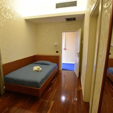 מלון Residenza Duse 3*